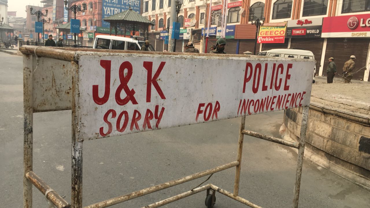 whatsapp-image-2016-12-05-at-11-47-07-am