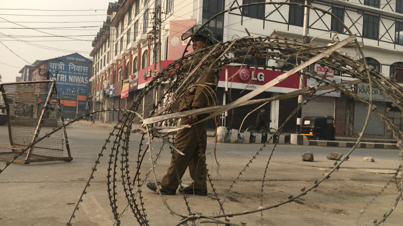 whatsapp-image-2016-12-05-at-11-48-35-am