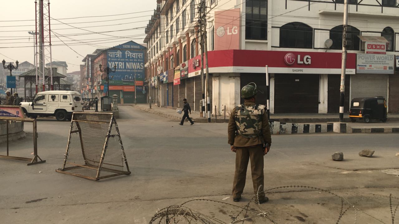 whatsapp-image-2016-12-05-at-11-48-51-am