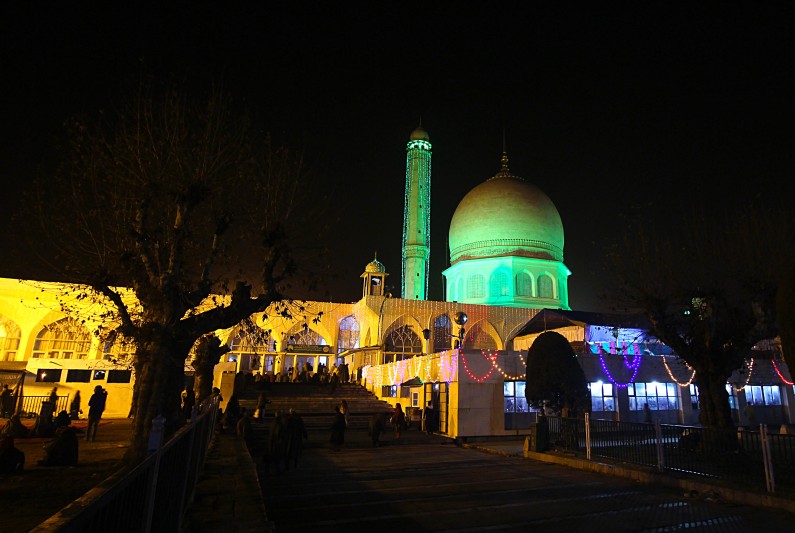 Kashmir celebrates Prophet’s (SAW) birthday