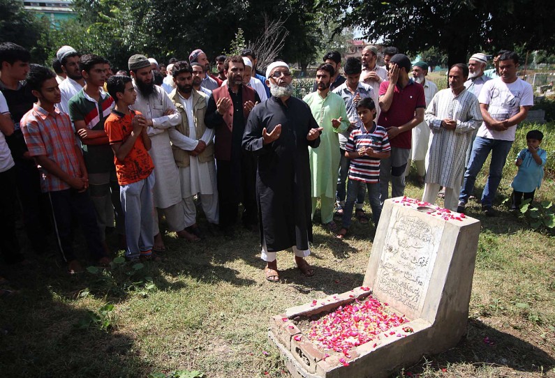 In pictures: Seventh death anniversary of teen killed due to police torture