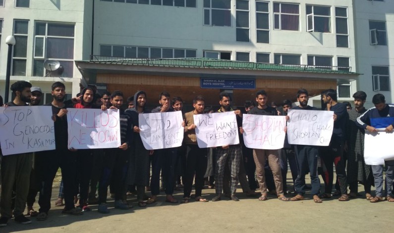 Protest in KU’s Zakura campus against Shopian killings