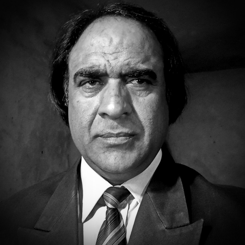 Maqbool Sahil:  A weight on nobody