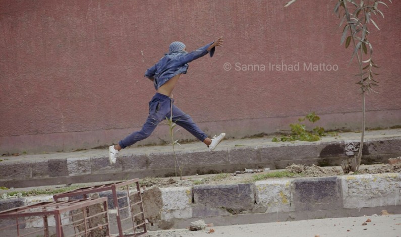 In Pictures: Student protests rock Srinagar