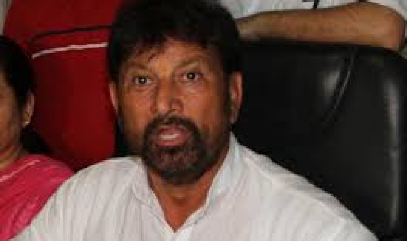BJP’s Lal Singh does it again, surfaces in Jammu march to demand release of rape accused