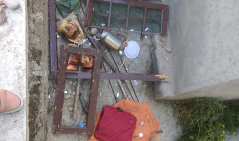 ‘Army informer’s’ property damaged in Shopian village